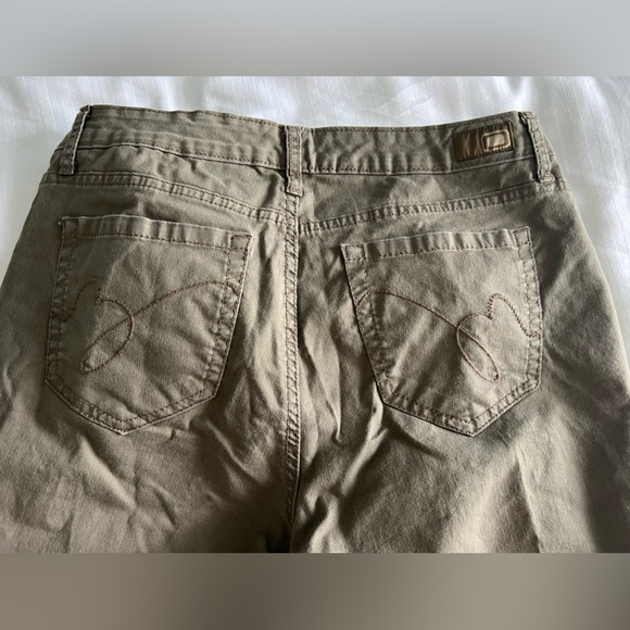 Bandalino Blu Capri Pants - Picture 3 of 5